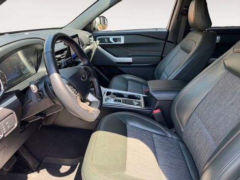Used 2022 Ford Explorer Timberline AWD/4WD image 9