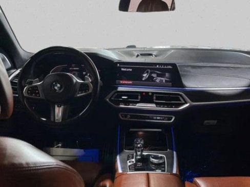Used 2020 BMW X7 M50i w/ Dynamic Handling Package image 14