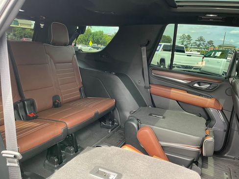 Used 2023 GMC Yukon Denali Ultimate image 27