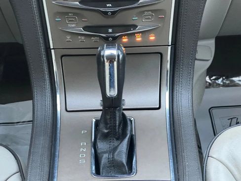 Used 2015 Lincoln MKX FWD w/ Equipment Group 102A image 13