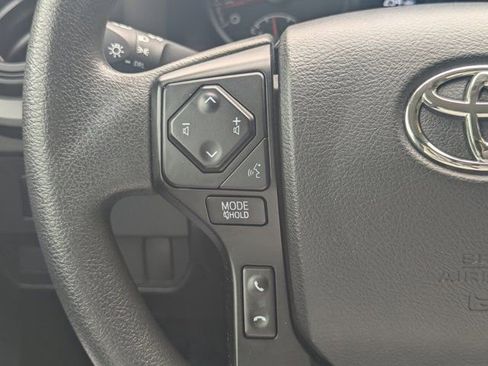 Used 2022 Toyota Tacoma SR AWD/4WD image 21
