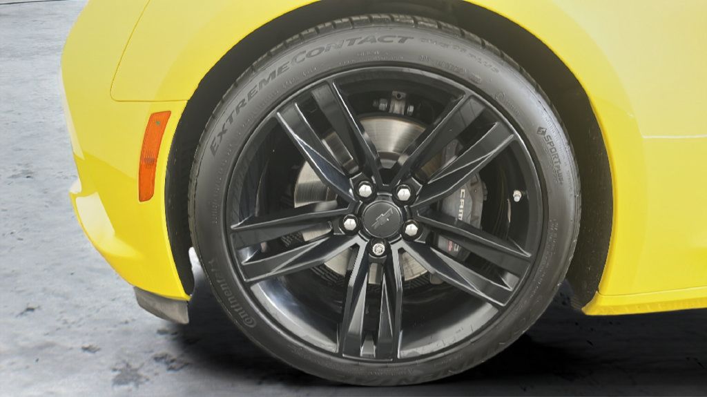 Used 2017 Chevrolet Camaro SS RWD image 39