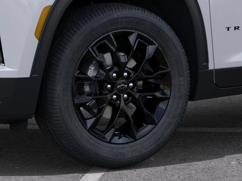 New 2026 Chevrolet Traverse LT w/ Midnight/Sport Edition FWD image 9