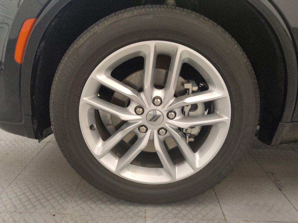 Used 2023 Dodge Durango GT RWD image 31