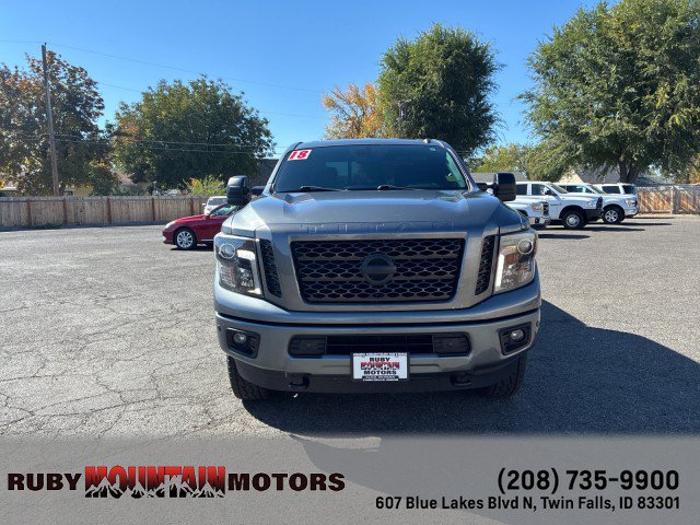 Used 2018 Nissan Titan SV w/ SV Convenience Package AWD/4WD image 2