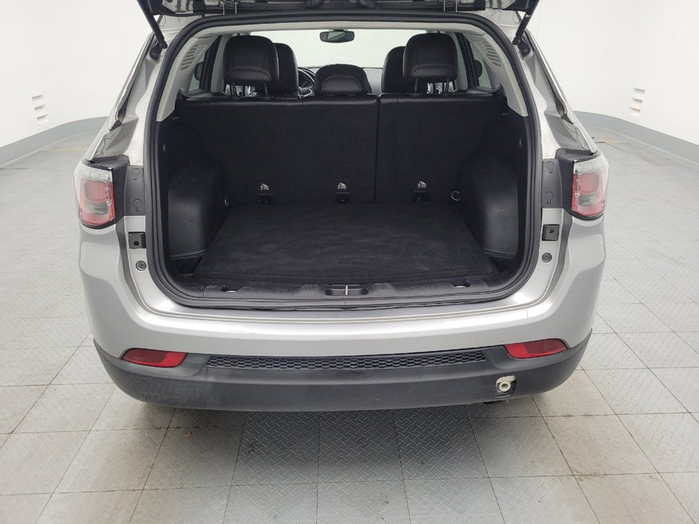 Used 2019 Jeep Compass Limited AWD/4WD image 29