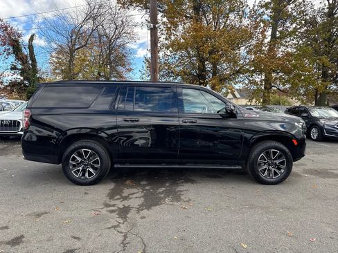 Used 2022 Chevrolet Suburban Z71 w/ Z71 Off-Road Package image 17