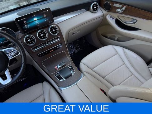 Used 2022 Mercedes-Benz GLC 300 4MATIC image 11