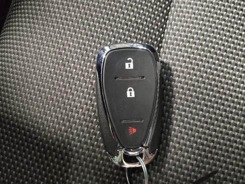 Used 2023 Chevrolet Traverse LT w/ LPO, Floor Liner Package AWD/4WD image 32