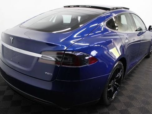 Used 2015 Tesla Model S 70D AWD/4WD image 9