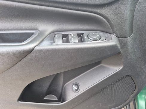 Used 2018 Chevrolet Equinox LT image 10