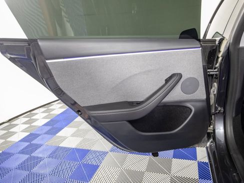 Used 2025 Tesla Model 3 Long Range RWD image 15