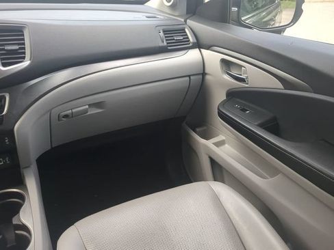 Used 2017 Honda Ridgeline RTL-T image 15