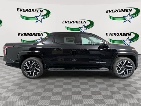 New 2024 Chevrolet Silverado EV RST AWD/4WD image 6