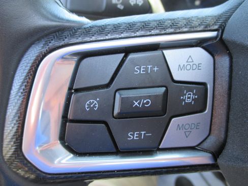 Used 2025 Ford Mustang Premium RWD image 22