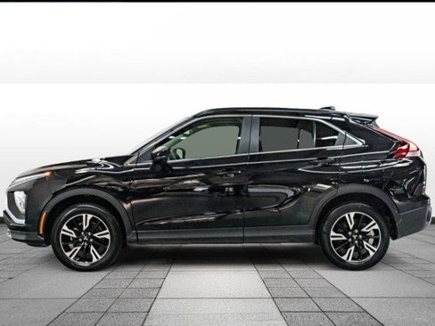 Used 2023 Mitsubishi Eclipse Cross SE image 4