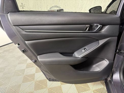 Used 2020 Honda Accord Sport image 21