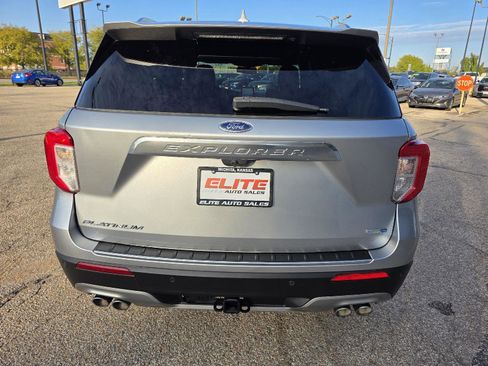 Used 2020 Ford Explorer Platinum w/ Premium Technology Package image 5