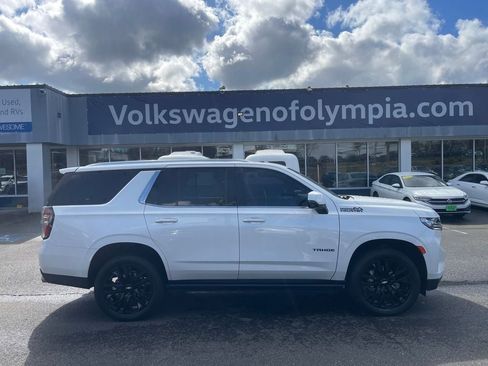 Used 2022 Chevrolet Tahoe High Country image 2