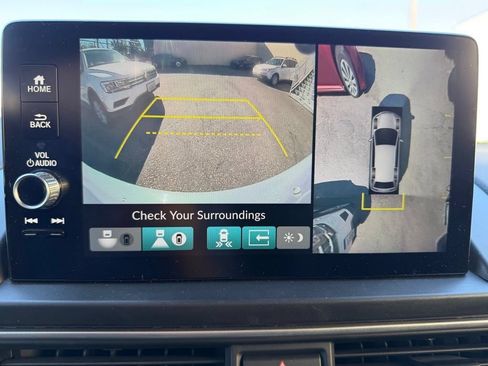 Used 2023 Honda Pilot Elite image 14
