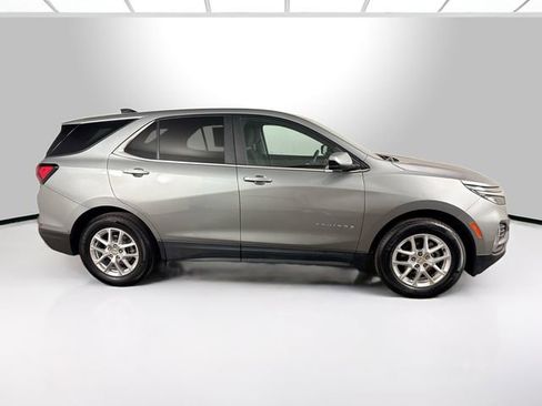 Used 2024 Chevrolet Equinox LT FWD image 23