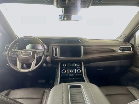 Used 2023 GMC Yukon Denali w/ Max Trailering Package image 13