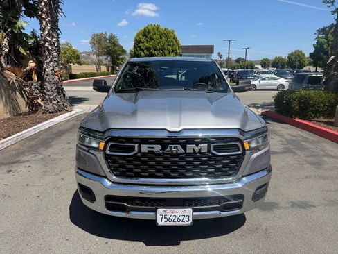 Used 2025 RAM 1500 Big Horn AWD/4WD image 3