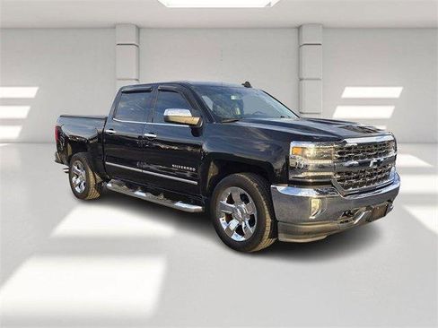 Used 2017 Chevrolet Silverado 1500 LTZ w/ Sport Package image 7