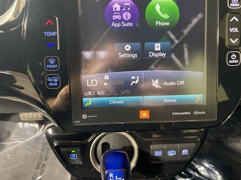Used 2020 Toyota Prius Prime Limited FWD image 20