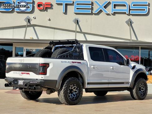 Used 2018 Ford F150 Raptor w/ Equipment Group 802A Luxury image 6