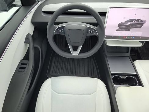 Used 2025 Tesla Model 3 Long Range AWD/4WD image 16