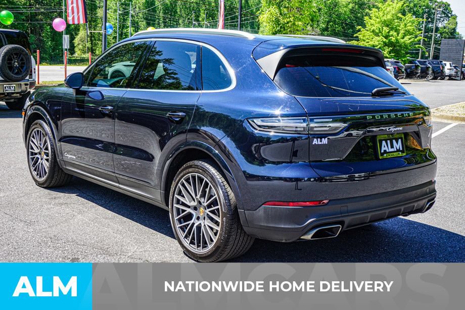 Used 2023 Porsche Cayenne AWD/4WD image 4