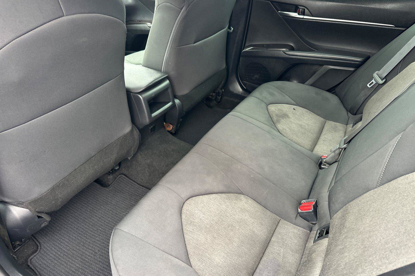 Used 2023 Toyota Camry LE FWD image 14