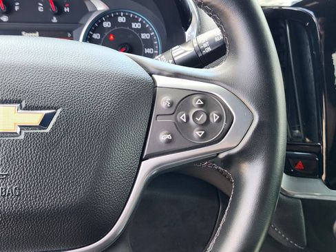 Used 2023 Chevrolet Traverse LT AWD/4WD image 30