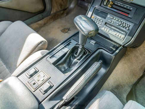 Used 1989 Pontiac Firebird Trans Am RWD image 41