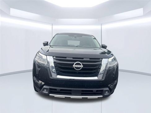 Used 2022 Nissan Pathfinder Platinum w/ Cargo Package AWD/4WD image 9