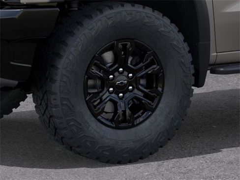New 2026 Chevrolet Silverado 1500 ZR2 AWD/4WD image 9