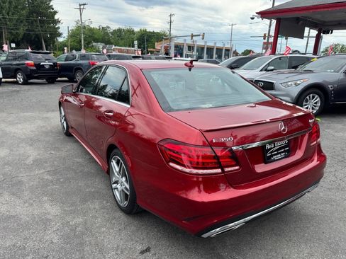Used 2016 Mercedes-Benz E 350 4MATIC Sedan w/ Premium Package image 6