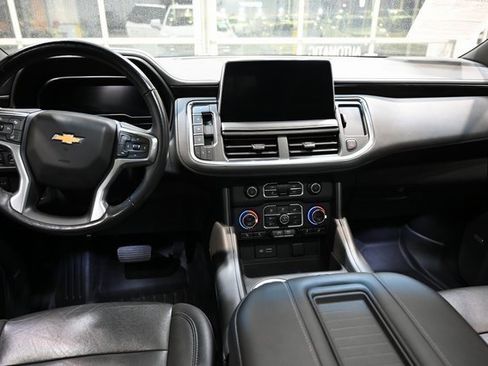 Used 2022 Chevrolet Tahoe LT w/ LT Signature Plus Package image 13