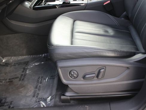 Used 2023 Audi Q5 2.0T Premium image 20