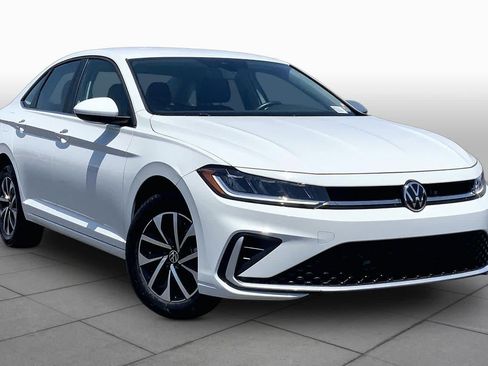 Used 2025 Volkswagen Jetta S FWD image 3