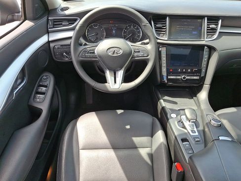 Certified 2019 INFINITI QX50 Luxe w/ Cargo Package AWD/4WD image 12