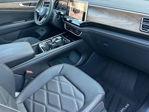 New 2026 Volkswagen Atlas SE AWD/4WD image 15