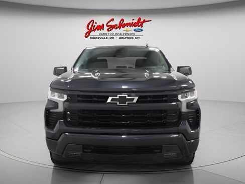 Used 2023 Chevrolet Silverado 1500 RST image 3