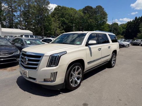 Used 2015 Cadillac Escalade ESV Premium AWD/4WD image 1