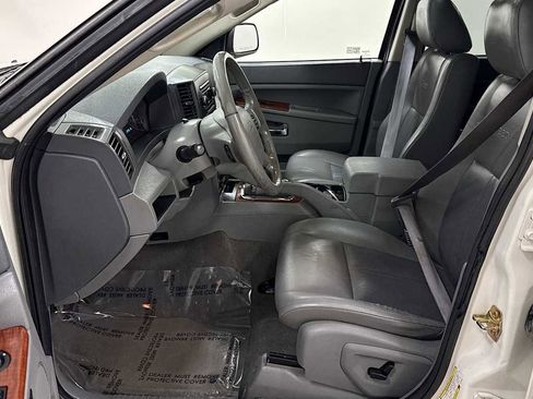 Used 2006 Jeep Grand Cherokee Limited image 13