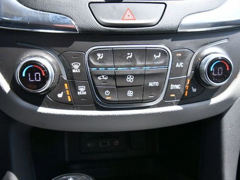 Used 2019 Chevrolet Equinox LT w/ LT True North Edition AWD/4WD image 27