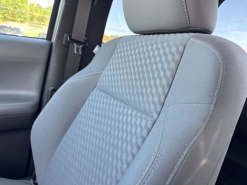 Used 2022 Toyota Tacoma SR AWD/4WD image 30