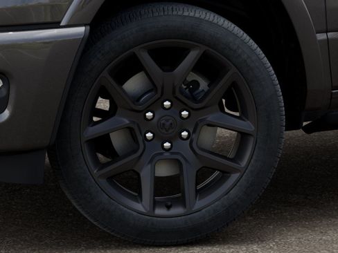 New 2026 RAM 1500 Laramie AWD/4WD image 34