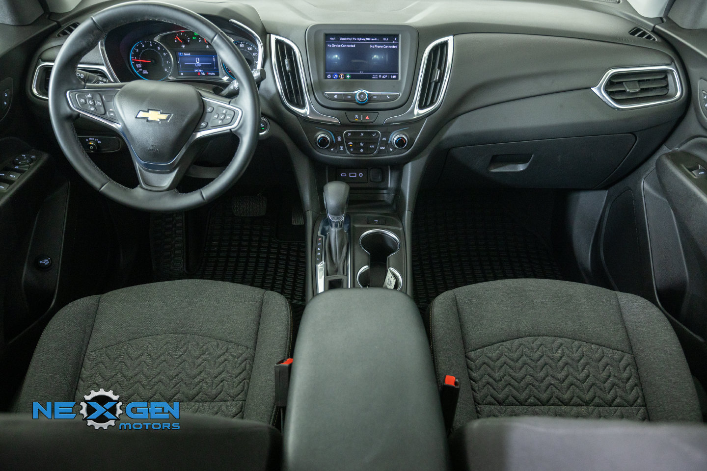 Used 2024 Chevrolet Equinox LT FWD image 28